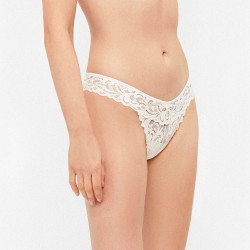 Braga brasileña mujer...